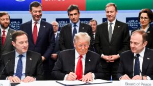 Britain Hesitates on Trump’s Ambitious Peace Board Amid Putin Fears